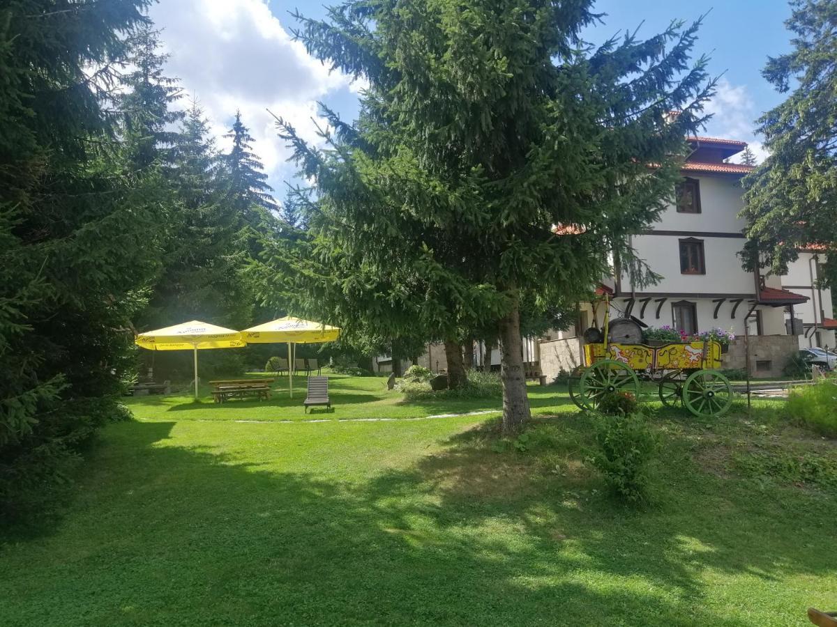 "Моето Любимо Място", Смолянски Езера - "My Favorite Place", Smolyan Lakes ภายนอก รูปภาพ
