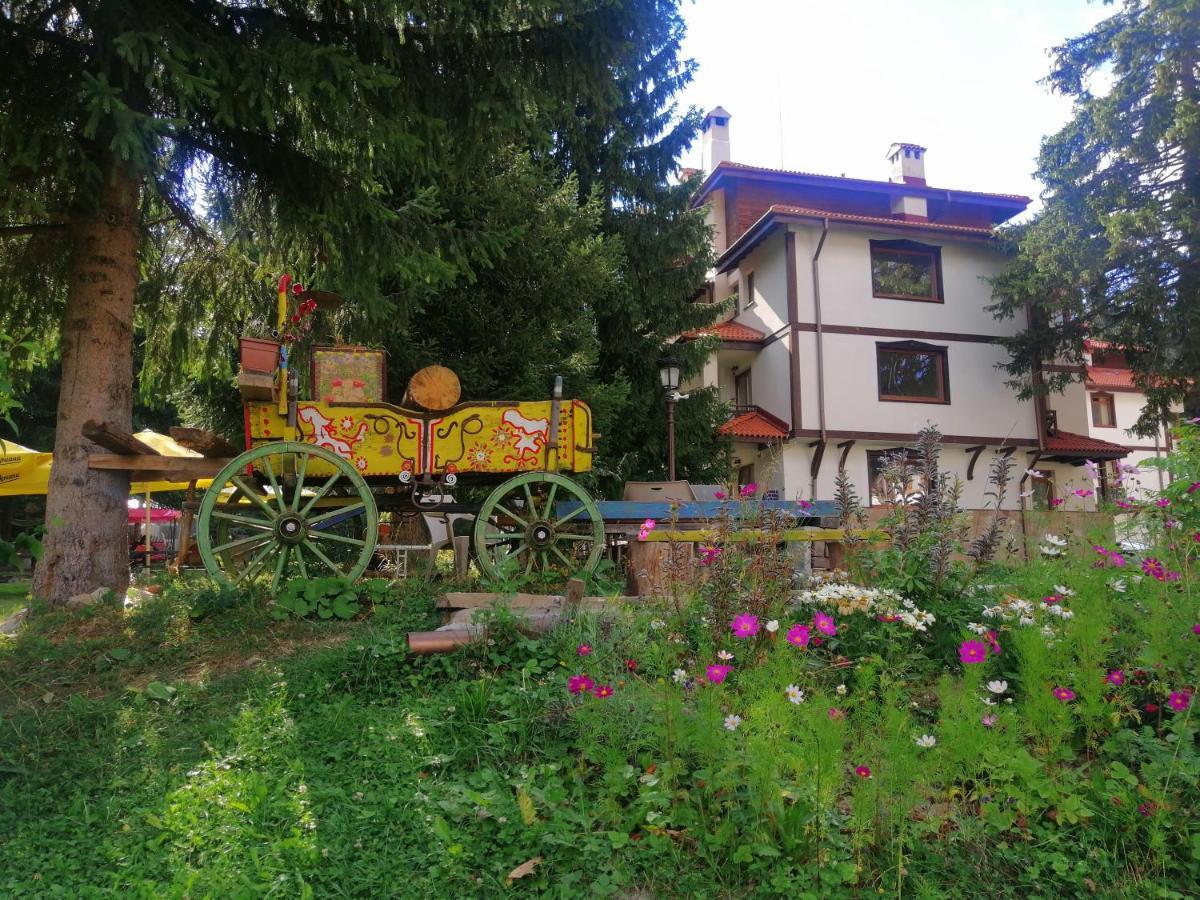 "Моето Любимо Място", Смолянски Езера - "My Favorite Place", Smolyan Lakes ภายนอก รูปภาพ